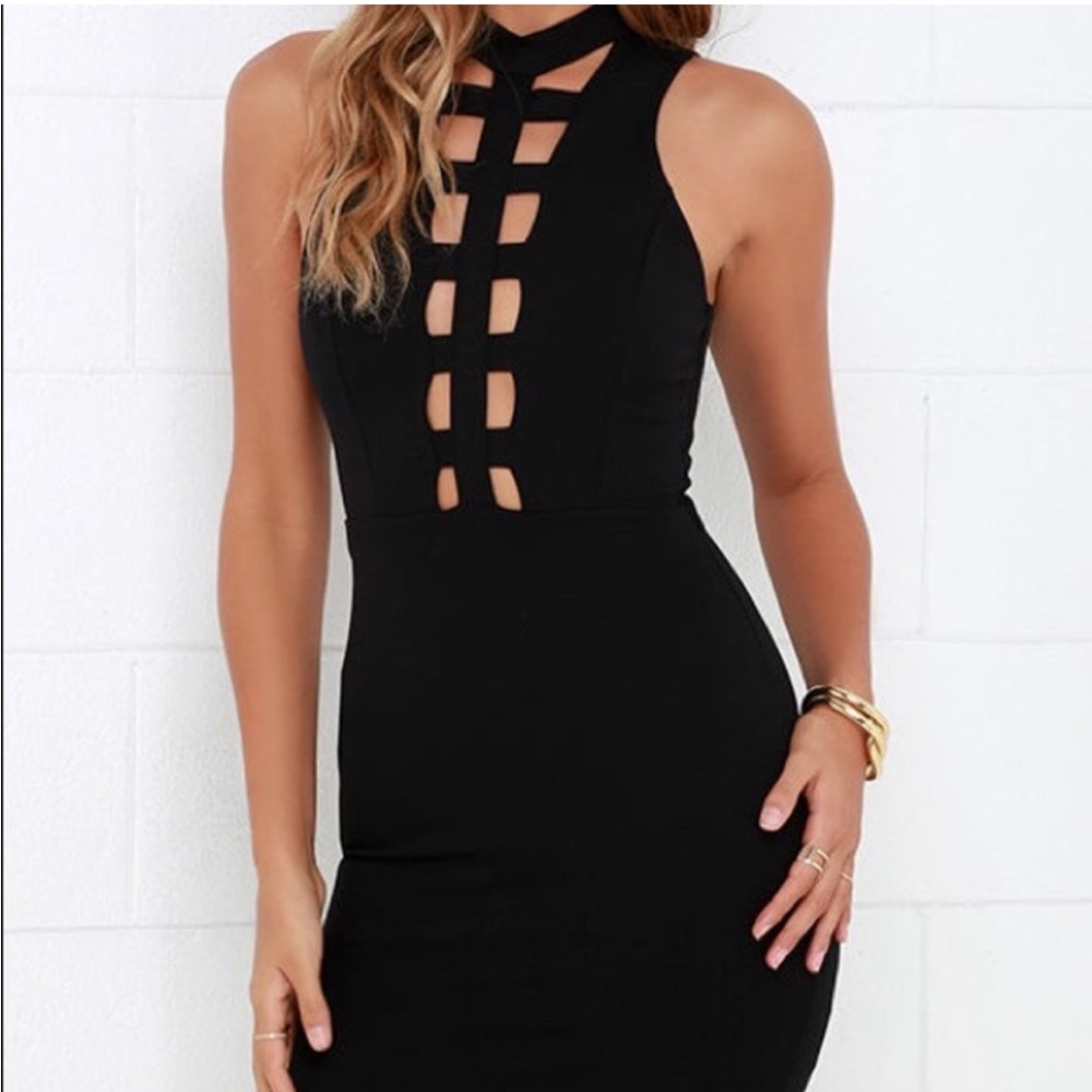 Lulu’s Black Bodycon Dress 🖤